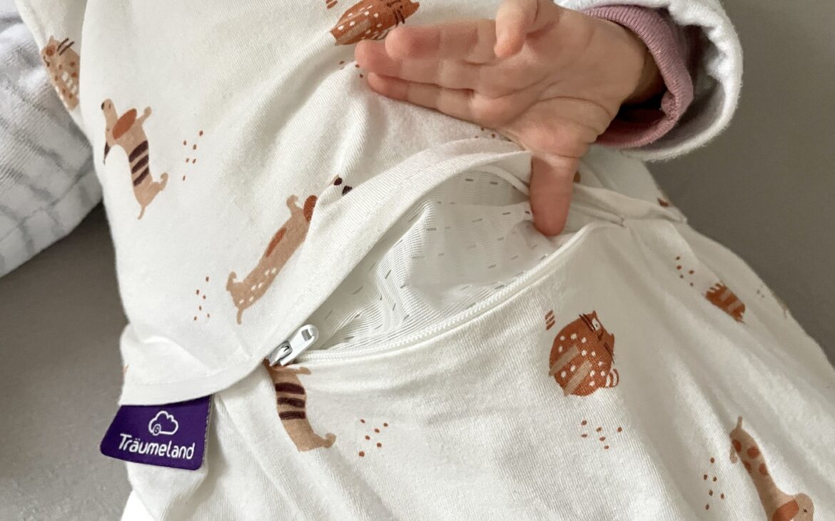 Traeumeland Schlafsack 10 1170x730 - Baby Schlafsack kaufen - Tipps für Eltern