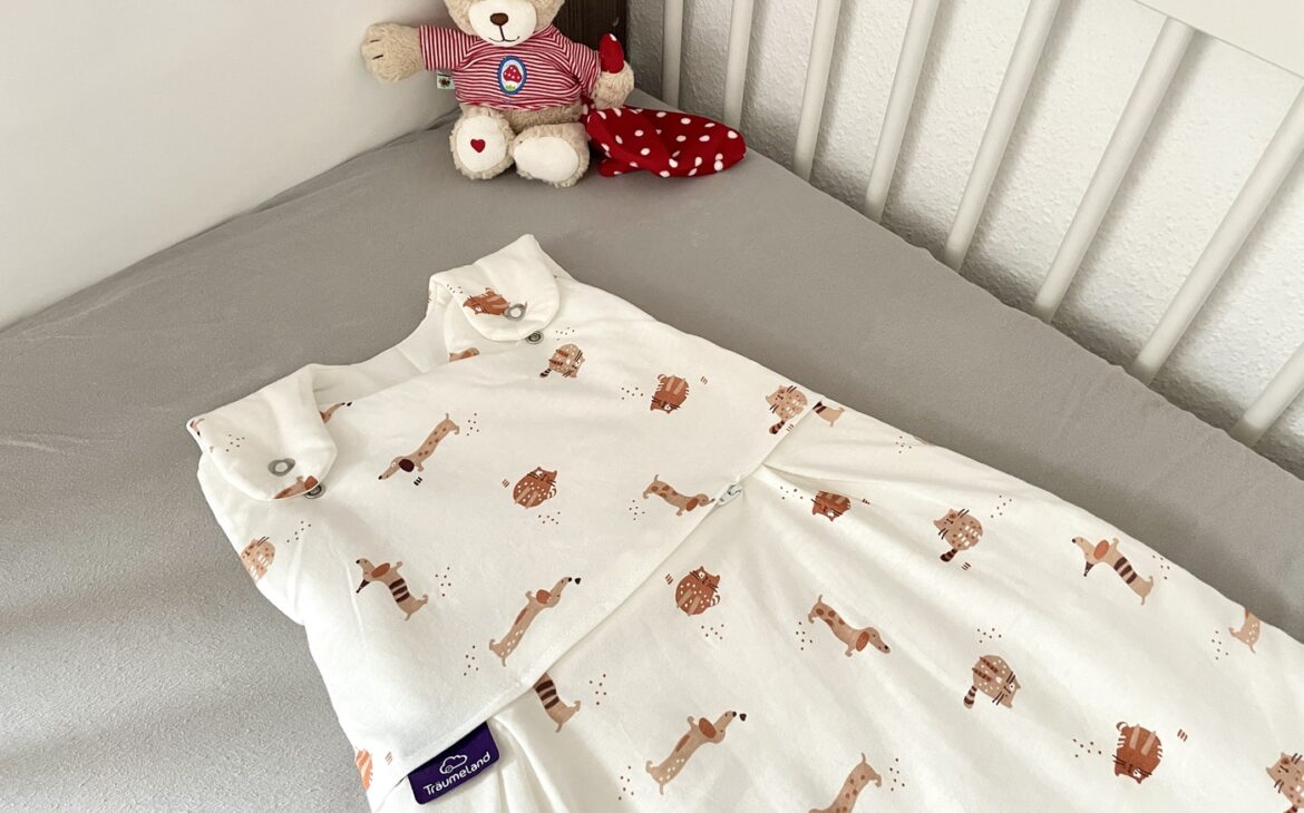 Traeumeland Schlafsack 7 1170x730 - Baby Schlafsack kaufen - Tipps für Eltern