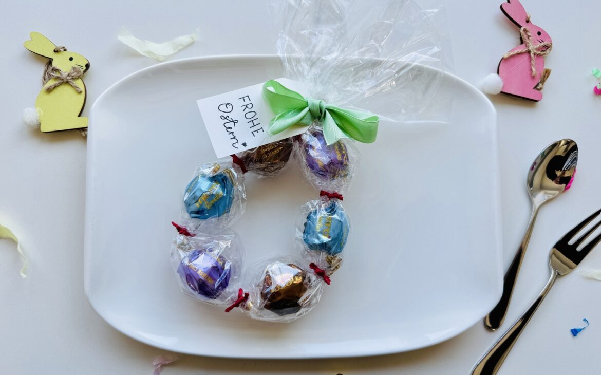 Ostereierkranz basteln 2 1170x730 - DIY Ostereierkranz - Schnelles Ostergeschenk