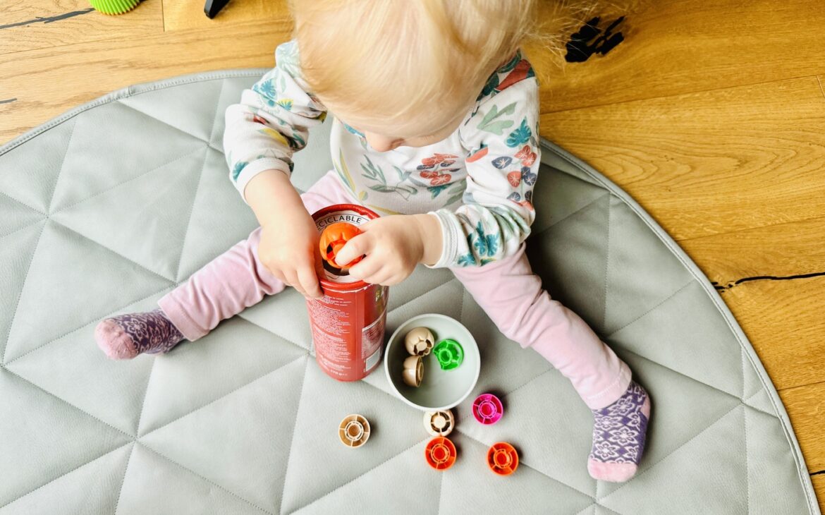 Dosen-Spiel mit Quetschie-Deckeln basteln Dosen Spiel Quetschie Deckel 3 1170x730 - Dosen-Spiel mit Quetschie-Deckeln basteln