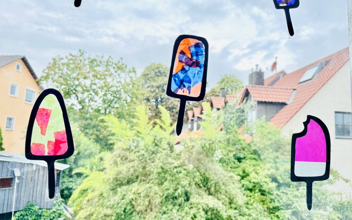 Fensterbild Sommer Kinderzimmer Eis am Stiel 8 1170x730 - Fensterbild Sommer fürs Kinderzimmer: Lustiges Eis am Stiel