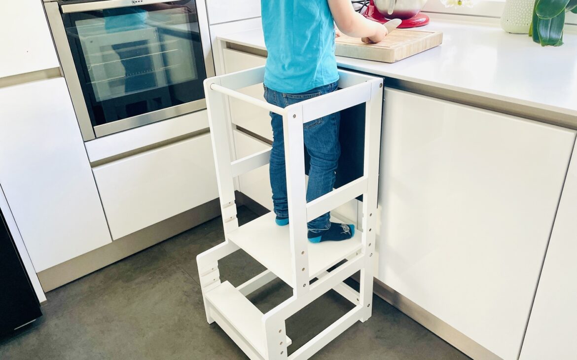 Lohnt sich ein Lernturm für Kinder? Lernturm Kinder 6 1170x730 - Lohnt sich ein Lernturm für Kinder?