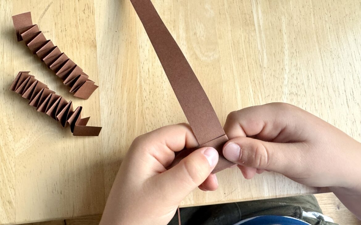 Maus-Laterne basteln Maus Laterne Plastikflasche 7 1170x730 - Maus-Laterne basteln