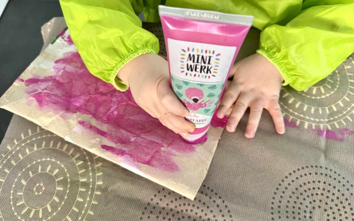 Tetrapak Osterhasten basteln mit Kindern Ostern 4 1170x730 - Osterhasen aus Tetrapak: Bastelidee für Ostern mit Kindern