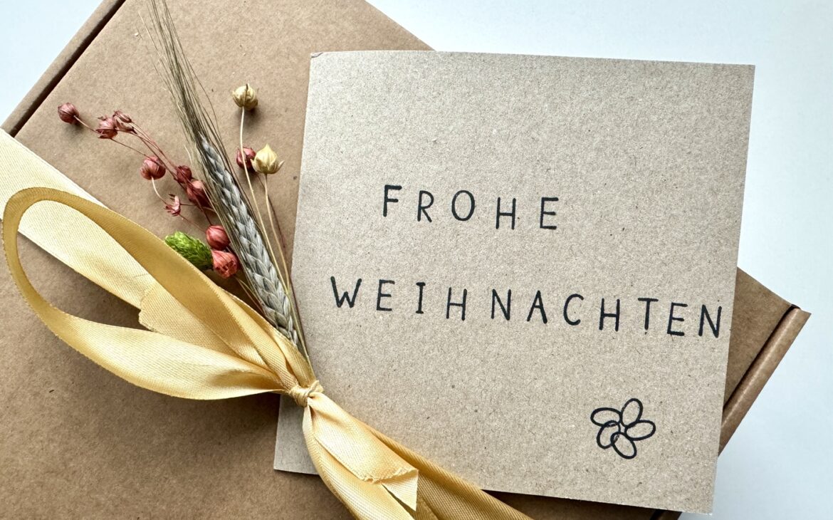 Pop Up Weihnachtskarte mit Kindern basteln 2 1170x730 - Pop Up Weihnachtskarte mit Kindern basteln