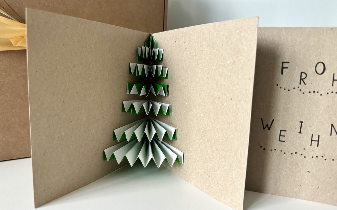 Pop Up Weihnachtskarte mit Kindern basteln 6 1170x730 - Pop Up Weihnachtskarte mit Kindern basteln