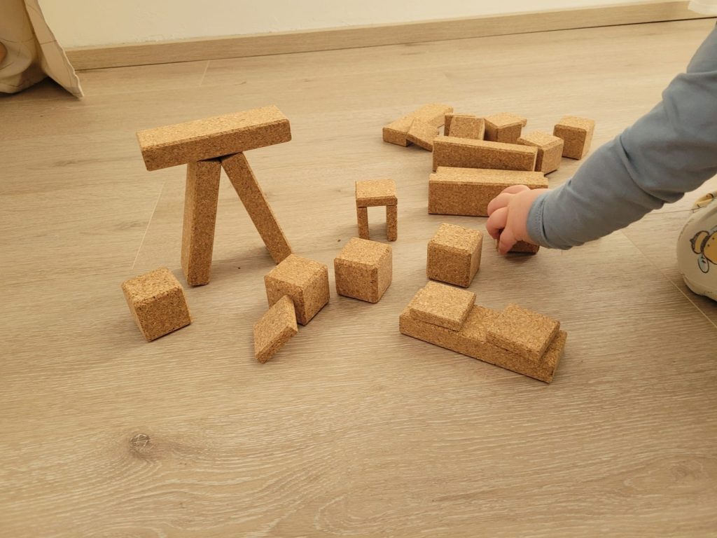 Reinigung von Kork-Spielzeug