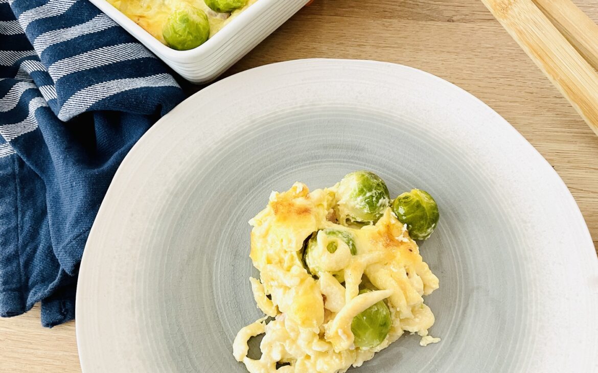 Spaetzleauflauf mit Rosenkohl und Kasseler 4 1170x730 - Spätzleauflauf mit Rosenkohl und Kasseler