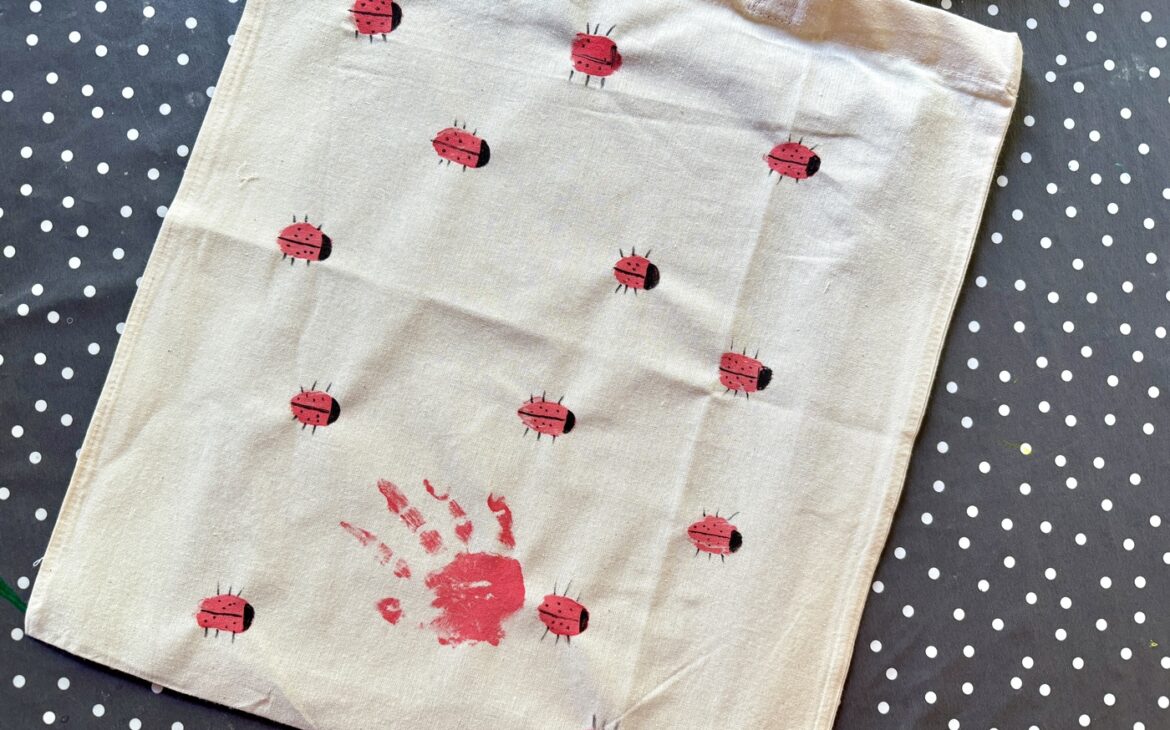 Stofftasche mit Kindern bemalen Stofftasche mit Kindern bemalen 4 1170x730 - Stofftasche mit Kindern bemalen