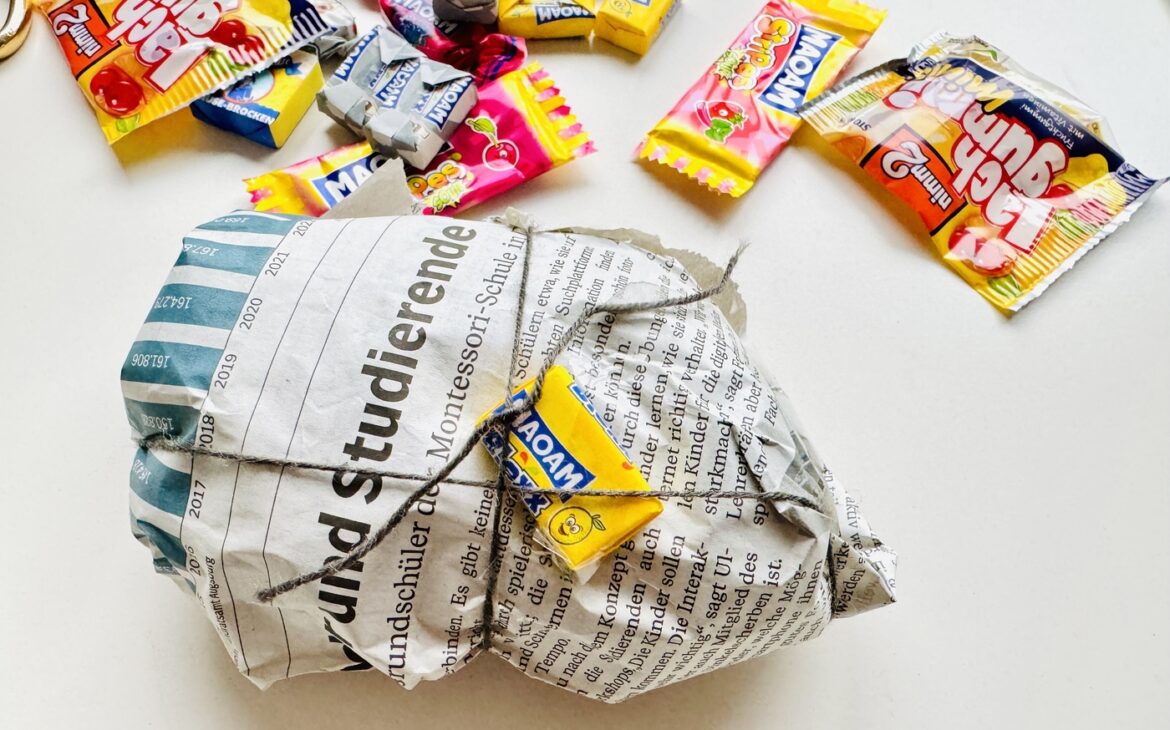 Suessigkeiten auspacken Kinderspiel 3 1170x730 - Süßigkeiten auspacken - Spiel Kindergeburtstag und Kinderfasching