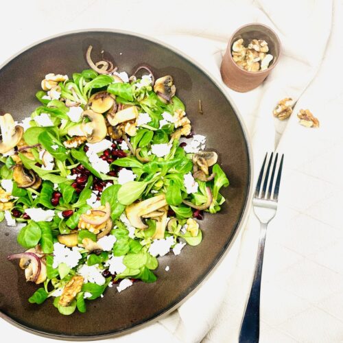 Wintersalat mit Granatapfelkernen 4 500x500 - Wintersalat mit Granatapfelkernen